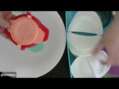 Empanada sense gluten de la mà de Mònica Roig (@glutoniana_).